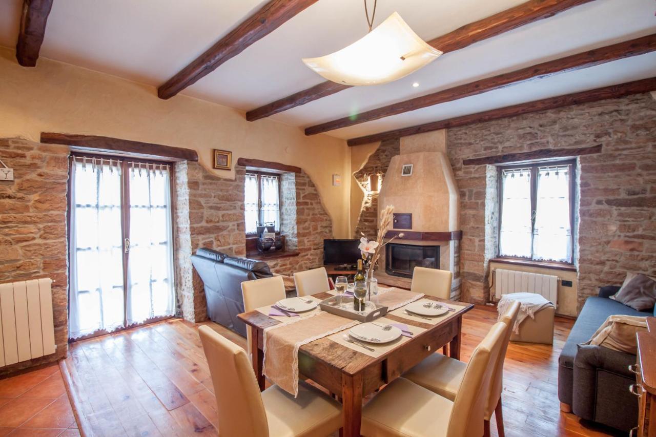 Apartamento Stara Kuca Heki Exterior foto