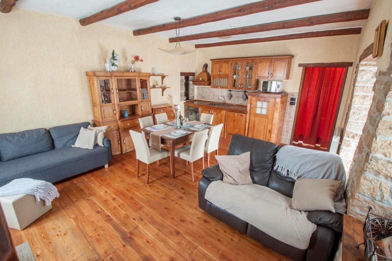 Apartamento Stara Kuca Heki Exterior foto
