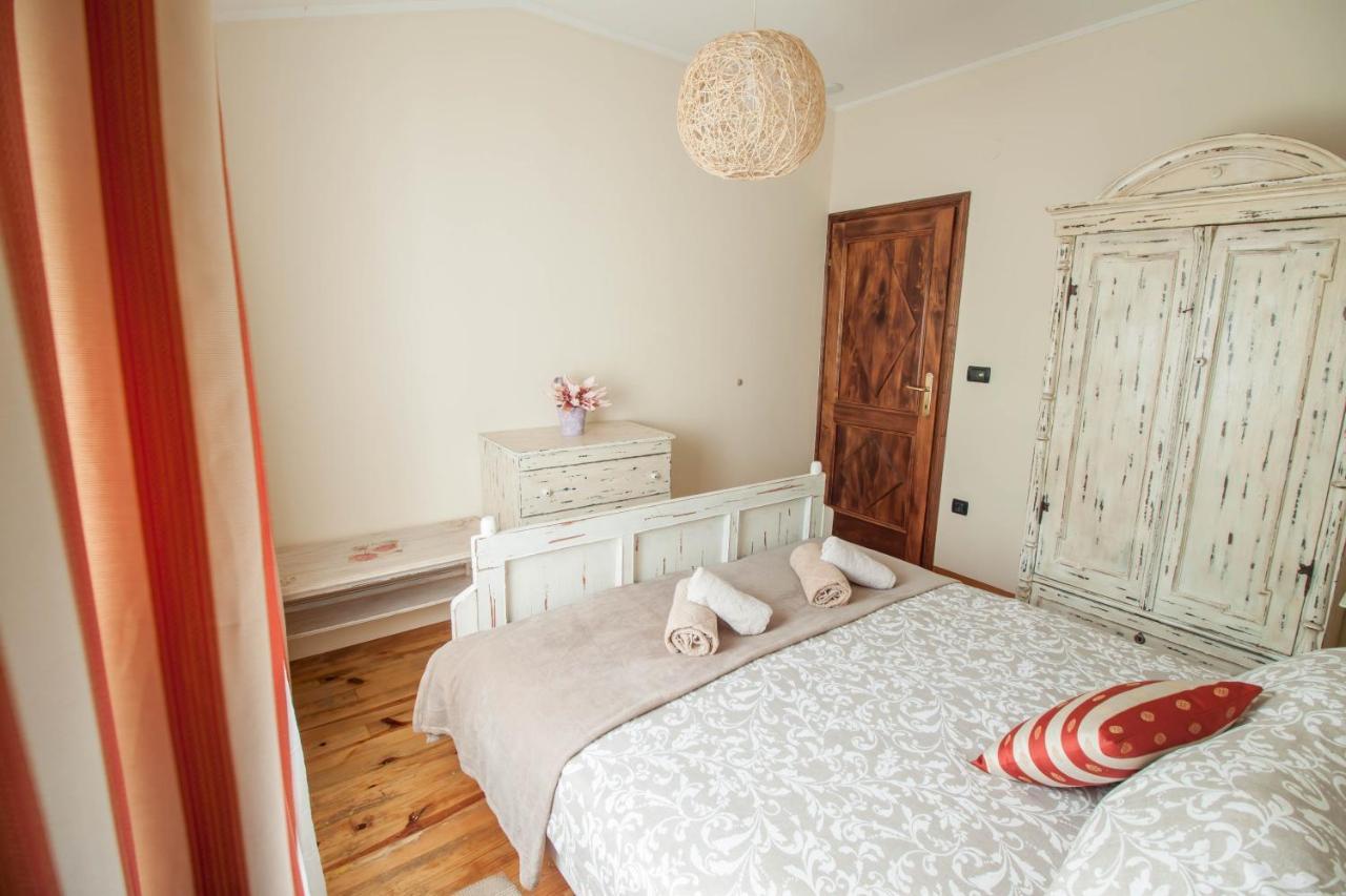 Apartamento Stara Kuca Heki Exterior foto