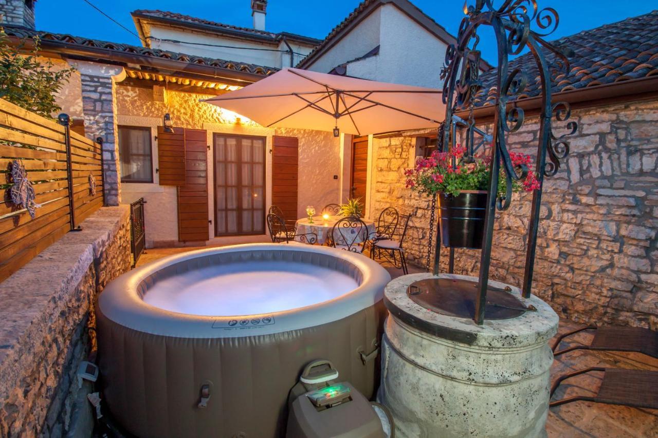 Apartamento Stara Kuca Heki Exterior foto